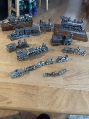 LOTE DE 20 vagones de cola de tren de metal de peltre colección en miniatura de colección todos sólidos Foto 1 de 4