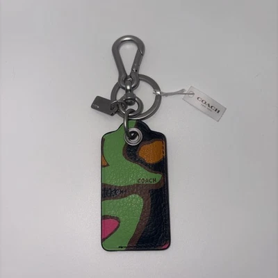 Novo com etiquetas Coach Camuflado Couro Abridor de Garrafa Chaveiro Prata Hardware Bolsa Charme  - Imagem 1 de 4