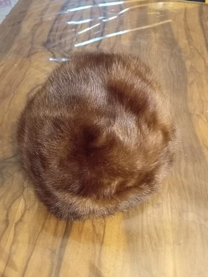 Cappello Sartoriale In Vera Pelliccia - Immagine 1 di 4