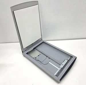 Canon CanoScan LiDE 60 USB Flatbed Scanner F910114 - Picture 1 of 5