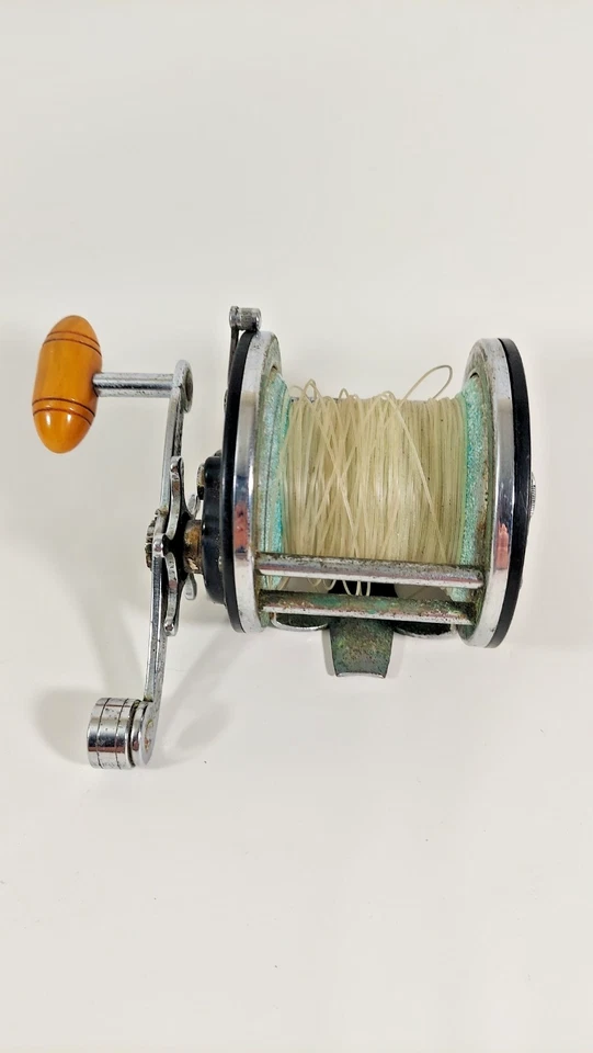 Carrete de agua salada Penn Long Beach 65 EE. UU. cromado anterior a 1970 Foto 1 de 4