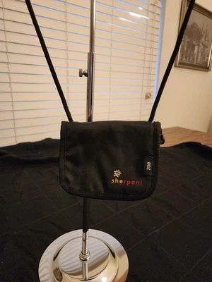 Sherpani Zoe Crossbody Bag Shoulder Wallet Purse On A String Canvas Zip Around - Image 1 of 4