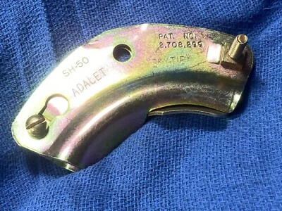 1 ADALET SH-50 CONDUIT FITTING SKY-TIE 1/2"-3/4" CABLE,RUBBER CORD HANGING CLAMP