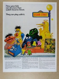 Anuncio impreso vintage de Sesame Street Toys 1971 - Imagen 1 de 1