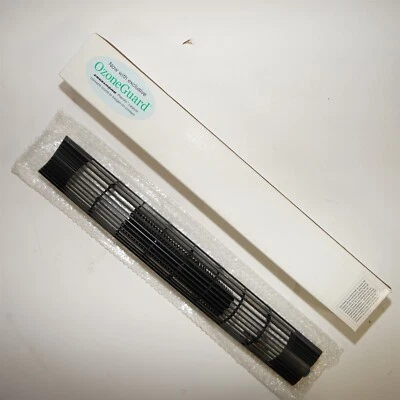 Sharper Image SI149 Ozone Guard Front Grill for Ionic Breeze SI830 Black - Image 1 of 3