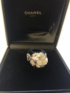 Rare CHANEL Diamond Ring Camelia 18K White Gold - Picture 1 of 11