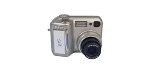 Nikon Coolpix 885 3.2MP Digital Camera - Silver *Read Description* (E15) - Picture 1 of 8