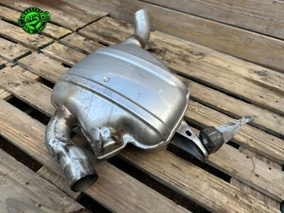 Silenciador de escape trasero derecho Porsche Macan 2017-2018 2,0 L (lado del pasajero) OEM 57 k Foto 1 de 4