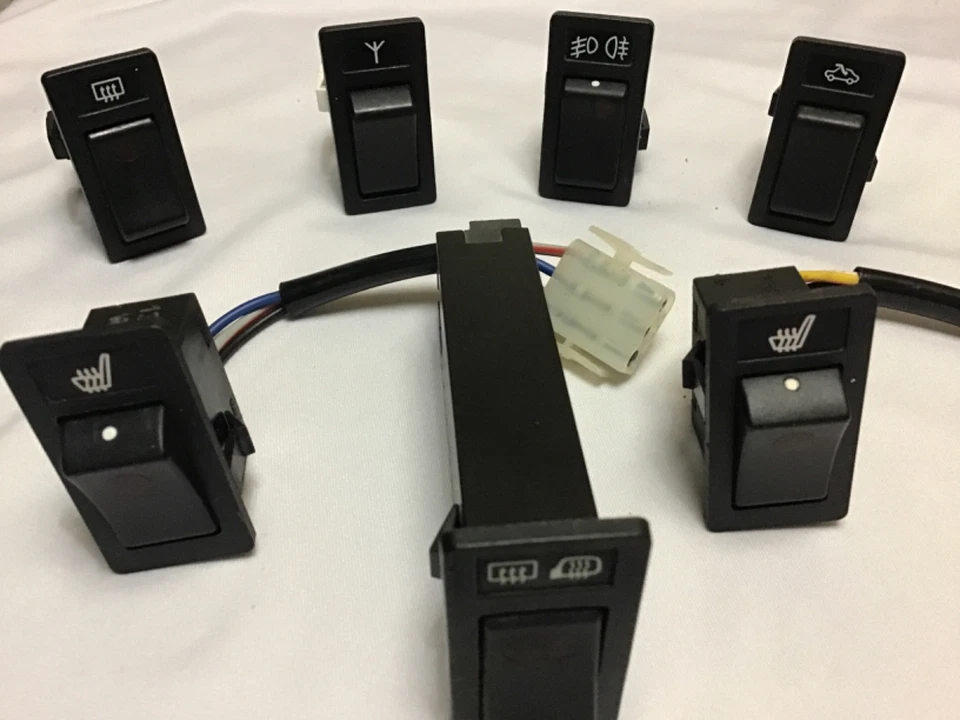 🇸🇪LOTE DE (7) INTERRUPTORES VOLVO 740 940 (90-95) RAROS OEM* ANTENA TECHO CORREDIZO ASIENTO ANTINIEBLA Foto 1 de 3