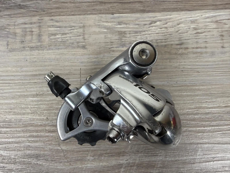 Винтажный задний переключатель с короткой лапкой Shimano 105 RD-5600 9/10 скоростей - Изображение 1 из 4