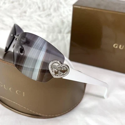 Gafas de sol Gucci GG 4201S HFWVK con escudo sin montura corazón blanco estrás Italia Foto 1 de 4