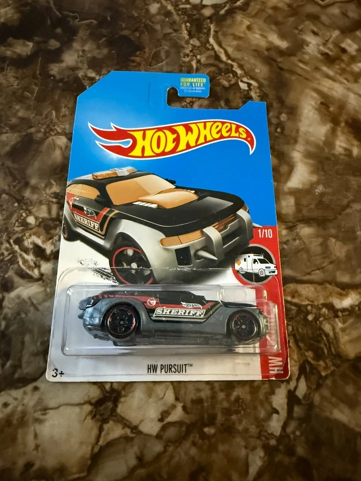 Hot Wheels HW Pursuit 2016 HW Rescue 1/10 Treasure Hunt - Image 1 of 1