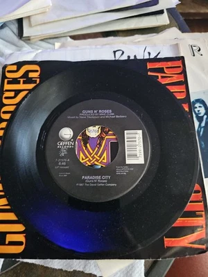Guns N' Roses 45 Vinyl (Paradise City/Move To The City) - Image 1 of 4