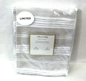 Peacock Alley Textured Geometric Cotton Matelasse One Pillow Sham Size Standard - Picture 1 of 3