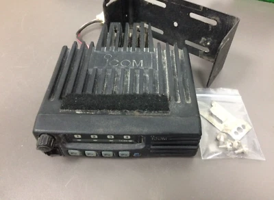 ICOM IC-F221S, UHF 440-490 MHz, 8 CH, Mount, Programming - Image 1 of 4