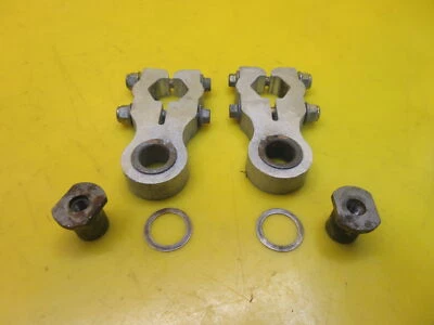 OEM 2016 ARCTIC CAT XF ZR8000 SUSPENSIÓN TRASERA BRAZO DE PAR ACOPLAMIENTO SOPORTES DE MONTAJE Foto 1 de 4