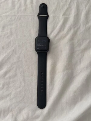 *Best Offers* Apple Watch Series 6 Black - Image 1 of 2