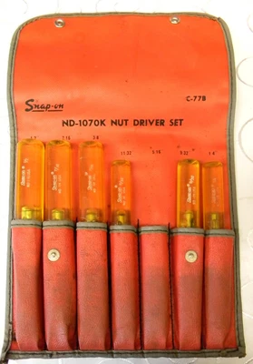 JUEGO DE DESTORNILLADORES DE TUERCAS SAE VINTAGE A PRESIÓN 6 PIEZAS #ND-1070K EN BOLSA DE VINILO ROJO MENOS 5/16" Foto 1 de 4