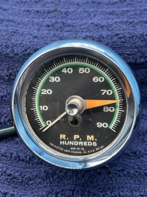VINTAGE SUN GREENLINE TACH TACHOMETER - With CHROME HOUSING - Image 1 of 4