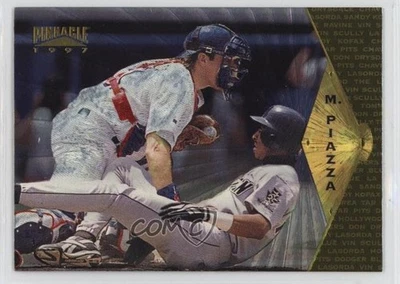 1997 Pinnacle Museum Collection Mike Piazza #103 HOF - Image 1 of 2