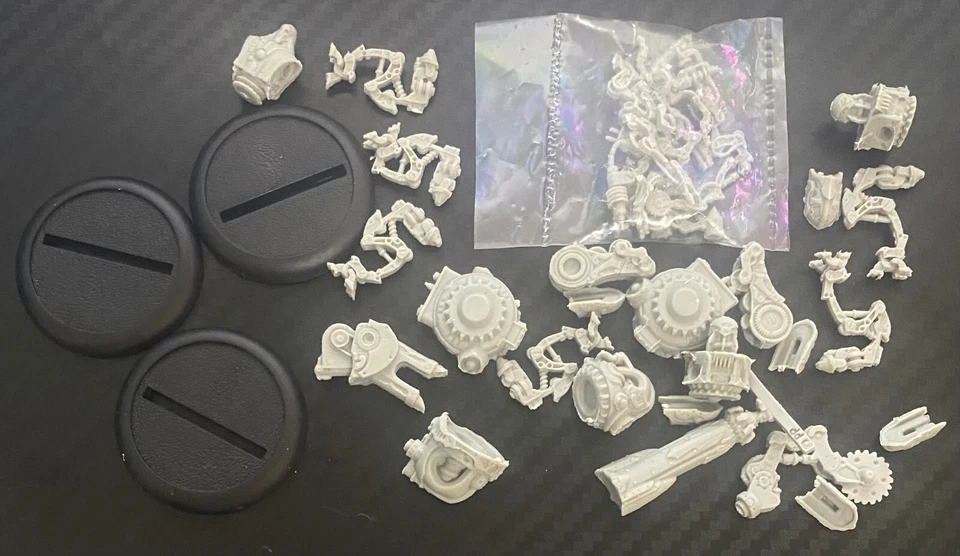 privateer press: Warmachine - CoC Galvanizer upgrade bits, unused. - Image 1 of 1