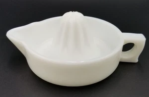 Sunkist White Milk Glass Reamer Vintage Juicer Orange Lemon Squeezer Made in USA - Picture 1 of 11