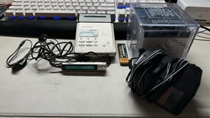 Sony Portable Minidisc Recorder MD Walkman silber MZ-R55 - Bild 1 von 23