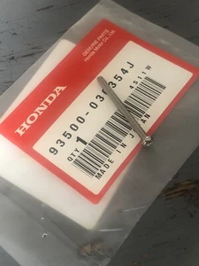 CG125S CG125T New Genuine Honda Indicator Lens 3x35 Pan Head Screw 93500-030354J - Picture 1 of 8