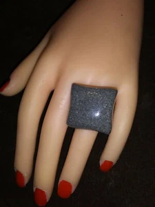 Bold Huge Lucite Cosmic Glitter Stardust Silver solid plastic statement ring 7 - Picture 1 of 2