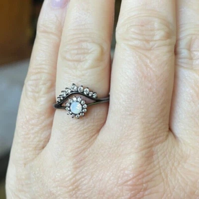 NWT Fragrant Jewels Black-Toned MOONFLOWERS Faux OPAL Crystal Stone Ring Size 7 - Image 1 of 4