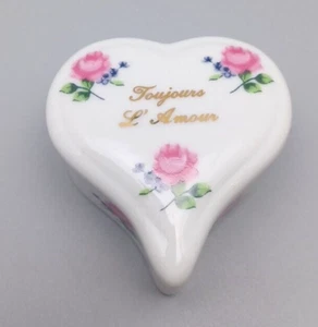 Vintage Lefton China White Porcelain Heart Shaped Trinket Box - Picture 1 of 8