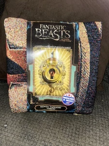 Harry Potter FANTASTIC BEASTS WOVEN BLANKET Tapestry Throw - 48" x 60" - NEW - Picture 1 of 2