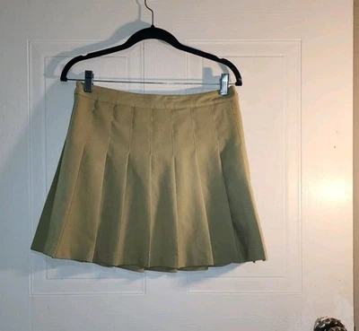 Женская плиссированная мини-юбка BY Motel размер L хаки зеленая талия 30 дюймов длина 15 3/4 дюйма - Изображение 1 из 4