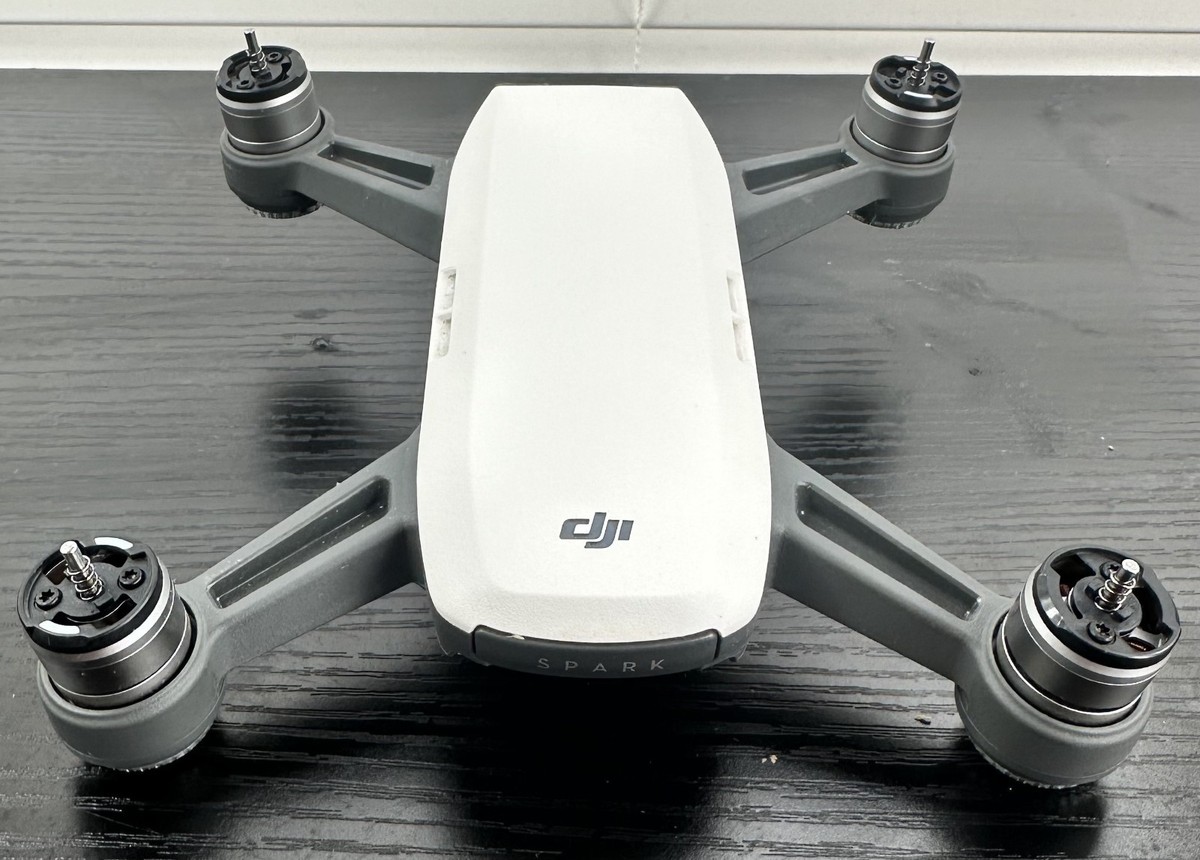 DJIスパーク DJI Spark 価格比較 - 価格.com
