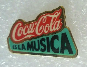 PIN COCACOLA ES LA MUSICA MODELO 4 - Picture 1 of 3