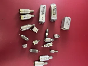 LOT OF  18 VARIOUS FILTER CRYTSAL SWITCH RESISTOR MILITARY AEROSPACE VINTAGE - Picture 1 of 5