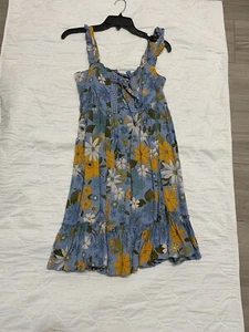 Floral Dress Size Medium Angie Smocked Boho 100% Rayon Knee Length Casual NWT - Picture 1 of 14