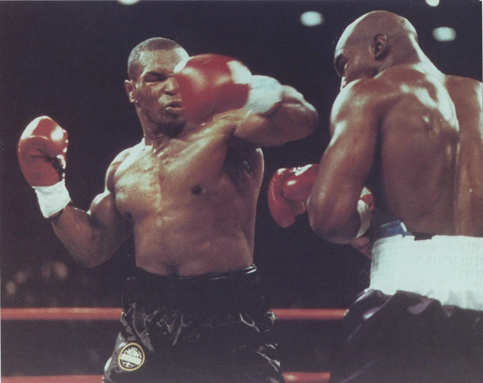 MIKE TYSON vs EVANDER HOLYFIELD 8X10 FOTO BOXEO IMAGEN ANILLO ACCIÓN Foto 1 de 1