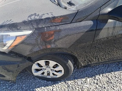 2016 Hyundai Accent Driver Left Fender 4DR SED BLK Used Local Pick Up Only Foto 1 de 4