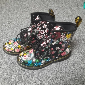 NEW NO BOX Dr. Doc Martens 1460 Pascal Mixed Floral Leather Boots UK 5 EU 38 - Picture 1 of 13