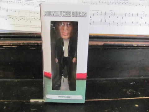 Jason Kidd 2015 Bobblehead SGA Milwaukee Bucks in box Cover