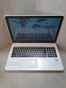 Portátil HP Pavilion i5-7200U 8 GB DDR4 256 GB SSD Windows 10 Home Grado B EG0502 - Imagen 1 de 10