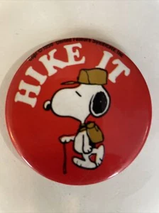 1970s Peanuts Pinback Button Snoopy HIKE IT Butterfly Originals charlie brown - Picture 1 of 2