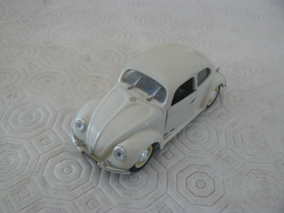 Volkswagen Kafer     1/43 Rio - Photo 1/2