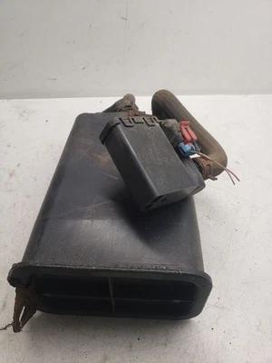 Bote de vapor de combustible Intrigue 1998 1415984 Foto 1 de 4