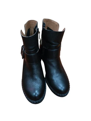 Women's Leather Ankle Size 5 Gentle Souls by Kenneth Cole Boots Black Side Zip - Image 1 of 4