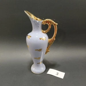 Small Bud Pitcher Vase Vtg Periwinkle Blue Gold Decorative 7" *CRACK* [Stk#3] - Picture 1 of 14