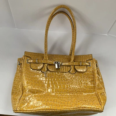 Bolso de hombro grande amarillo Bueno imitación charol cocodrilo organizado Foto 1 de 4