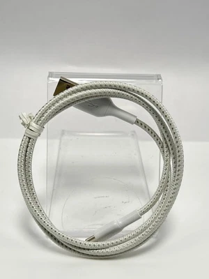 Cable USB-A a USB-C Belkin de 3,3 pies cargador rápido de 15 W para iPhone y Android Foto 1 de 3