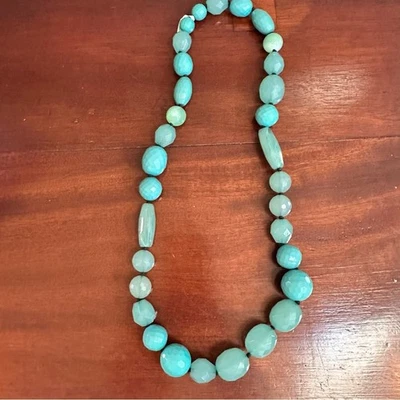 Collar de cuentas Banana Republic verde azul facetado joyería nuevo con etiquetas Foto 1 de 4